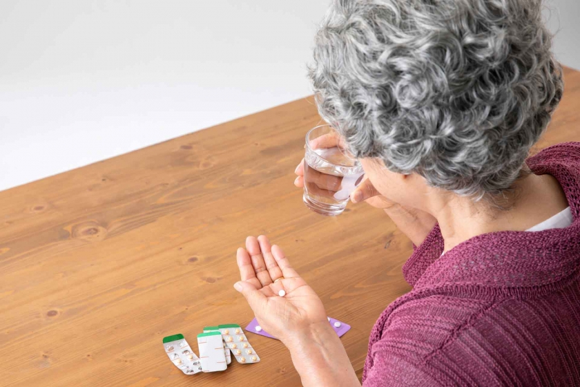 如何查詢老人健保補助金額？